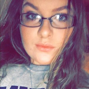 Meet your Posher, Katelyn